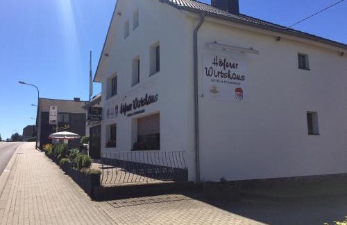 Hofen Hotel | Welcoming Stay at Höfener Wirtshaus with Family-Friendly Perks