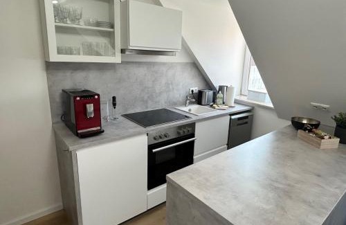 Mitte Apartment | Modern Retreat with 24/7 Self Check-In & Family Friendly