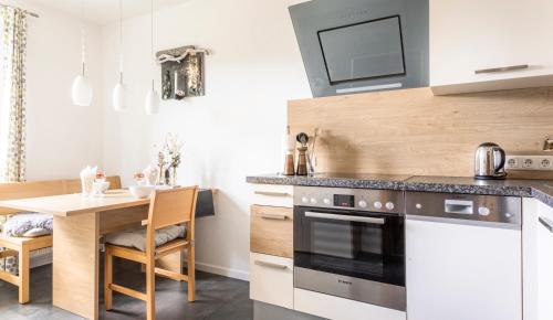 Russbach am Pass Gschuett Apartment | Oceanfront Höllhof Dachstein West: Rated 9.7/10 by Guests
