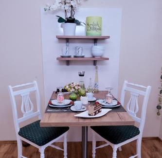 Bad Kohlgrub Apartment | Hörnlestubn: Guest Rated 9.5 with Family-Friendly Amenities