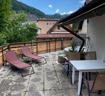 Bad Eisenkappel Apartment | Cozy Hörweinzimmer 3: Pet-Friendly Kingsize Retreat