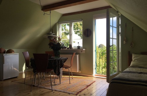 Fuglebjerg Bed & Breakfast | Discover Hørhaven Bed and Breakfast: Family-Friendly Retreat