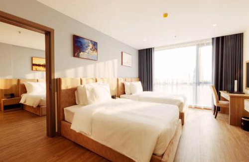 Mong Cai Hotel | Experience Hùng Vương Hotel: Pool, Spa & 9/10 Reviews