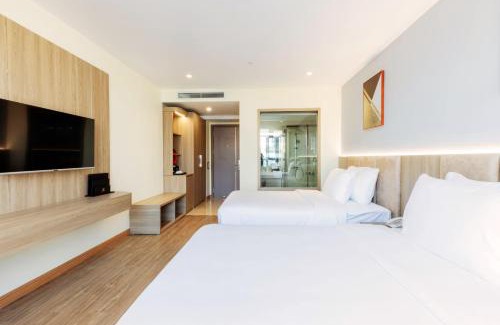 Mong Cai Hotel | Experience Hùng Vương Hotel: Pool, Spa & 9/10 Reviews