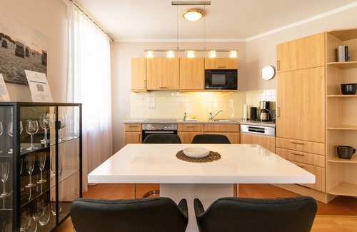 Ahlbeck Apartment | Cozy Oceanfront Retreat for Two, Steps from the Beach