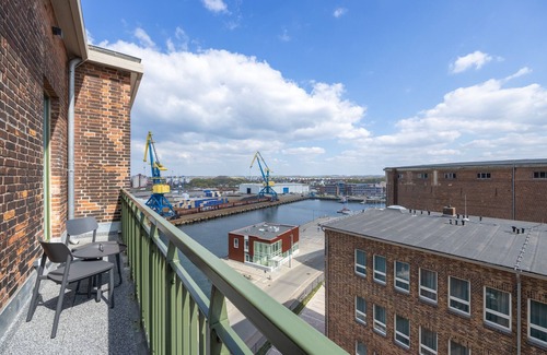 Wismar Apartment | Charming Apartment with Balcony & Harbor View in Prime Location