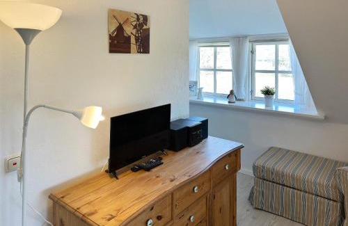 Suddorf Apartment | Cozy Hüs Sanskiin Ferienwohnung with Family-Friendly Perks