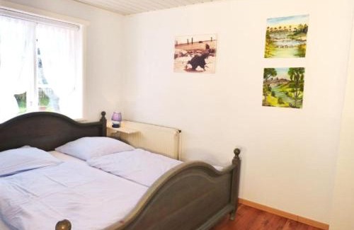 Suddorf Apartment | Discover Hüs Sanskiin Ferienwohnung - Pet & Child Friendly