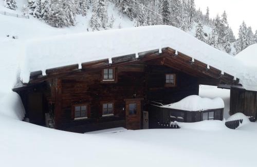 Soelden House | Discover Hüttenzeit Almhütte in Sölden - Family Friendly Retreat