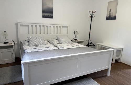 Lokut Apartment | Discover Hűvösvölgy Vendégház: 10/10 with Spa & Pool
