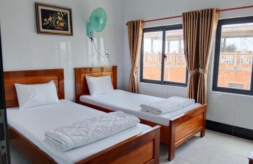 Phu Quy Hotel | Guest Rated: 9.2 at Hướng Dương Hotel Đảo Phú Quý