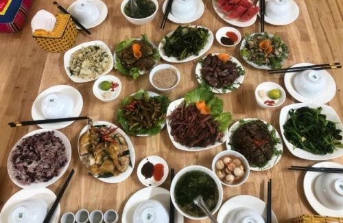 Nghia Lo Apartment | Cozy Homestay Hải Long: Pet-Friendly with Breakfast Included