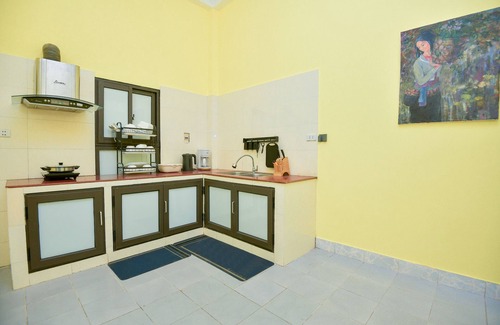 Ba Dinh House | Hằng Home: 4 Bedrooms with Train Views and Gym Access