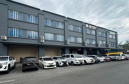 Bintulu Hotel | Budget-Friendly H-5 Inn with Spa and Family Amenities
