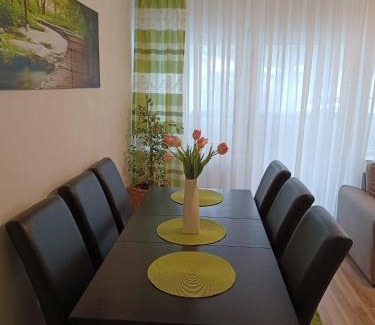 Oos Apartment | Family-Friendly H&A Apartment in Baden Baden - Rated 9.4
