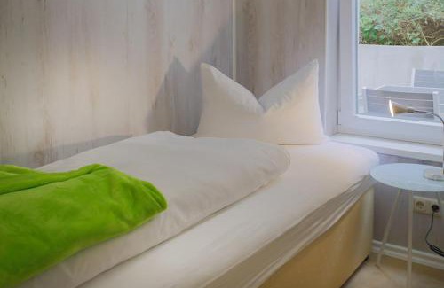 Innenstadt Apartment | Cozy H&H Apartments in City Center with Kitchen & Dining