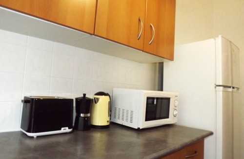 Norte Apartment | Discover H&H Suite Plaza de Toros: Family-Friendly Retreat