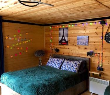 Juta Apartment | H i k i n g