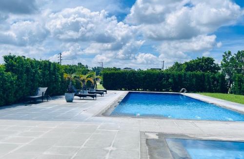 Urdaneta City House | H&K Guest House