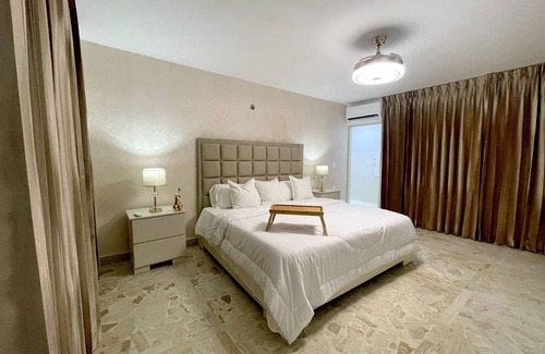 Viejo Arroyo Hondo Bed & Breakfast | Revitalize at H Mansion Recovery and Spa: 4-Star Serenity