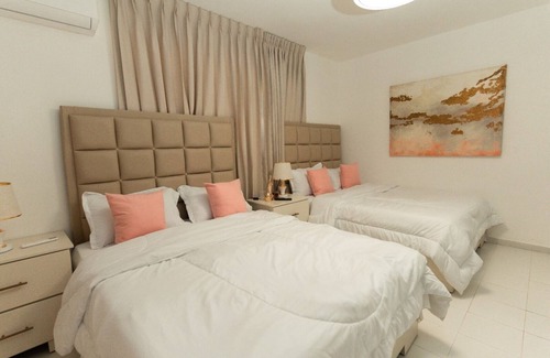 Viejo Arroyo Hondo Bed & Breakfast | Revitalize at H Mansion Recovery and Spa: 4-Star Serenity