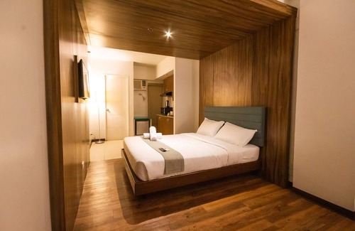 Bagong Pag-asa Hotel | Cozy H plus Hotel by Cocotel: Family-Friendly with Breakfast