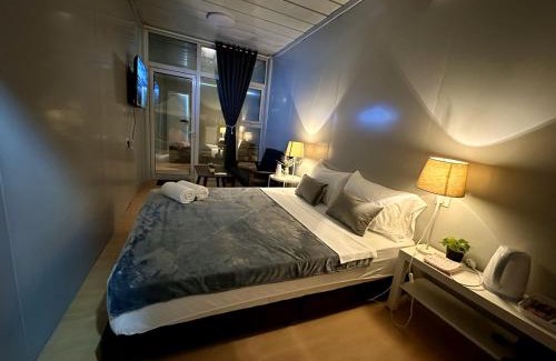 Petaling Jaya Hotel | Relax at H&T PJ Gasing - Cabin Studio with Free Parking