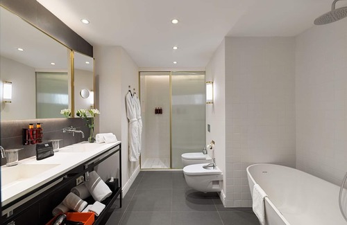 Eixample Hotel | Eco-Friendly Retreat at H10 Casa Mimosa - Rated 9.8/10