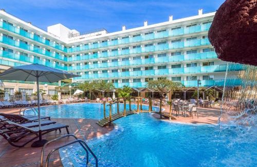 Salou City Centre Hotel | Relax at H10 Delfín - Adults Only with Oceanfront Views