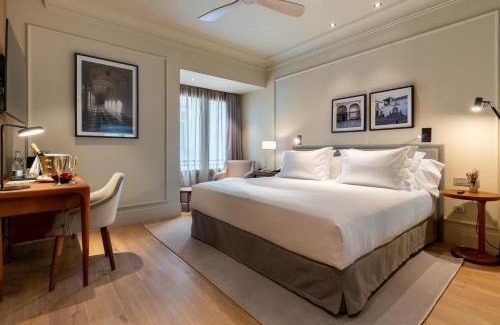 Cordoba Old City Hotel | Relax at H10 Palacio Colomera: Family-Friendly Retreat