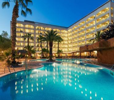 Salou City Centre Hotel | Discover H10 Salou Princess: Oceanfront Bliss Awaits