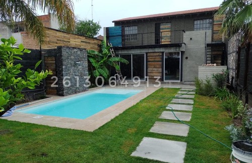 Mendoza City Center Apartment | Top-Rated Complejo Mendoza: Pool, Breakfast & Family Fun