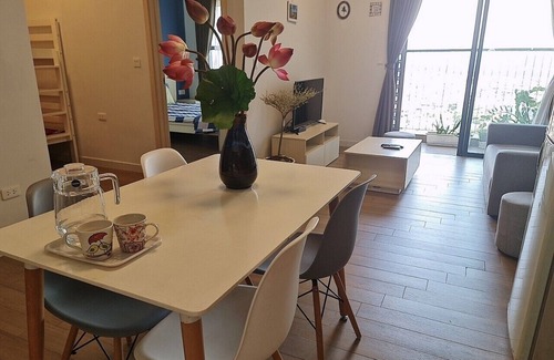 Van Giang Apartment | Cozy H2 Homestay with Pool in Ecopark, Van Giang