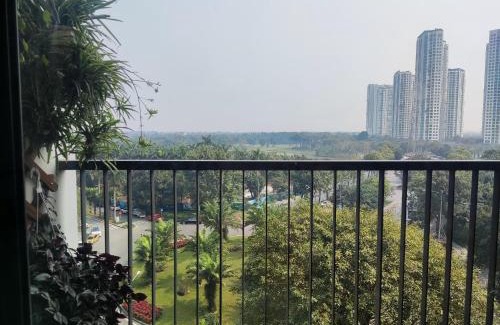 Van Giang Apartment | Explore H2 Homestay - Ecopark with Pool and Ocean Views