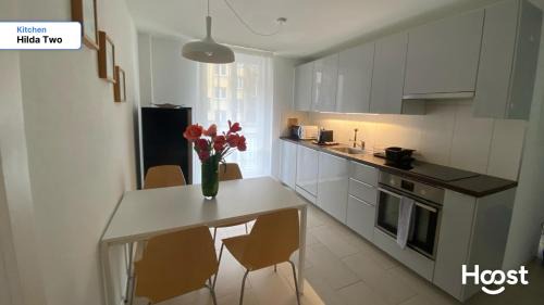 District 4 Apartment | Experience H2: 3.5 Rooms with Child-Friendly Amenities