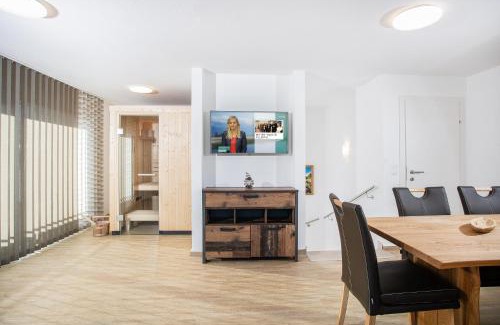 Fuegen House | Experience H21: Wellness Retreat with Ocean Views & Sauna