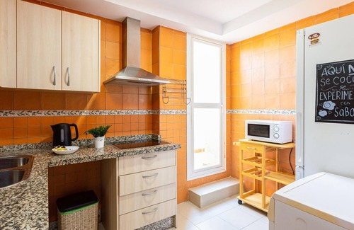 Carretera de Cadiz Apartment | Enjoy H2M Montesa: 700m to Beach with Rooftop Terrace