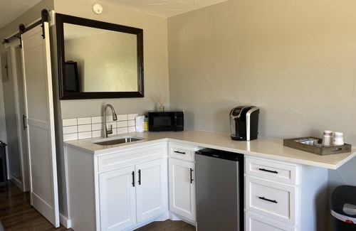 Graham House | Welcome to H4 Hideout: Perfect for Lake Adventures & More