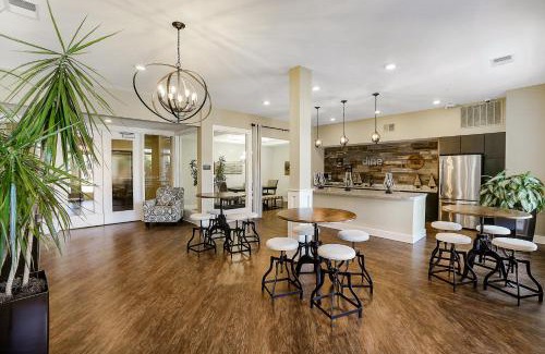 Norfolk Apartment | H4N Furnished Apartments: Ideal Stay Near Naval Station Norfolk