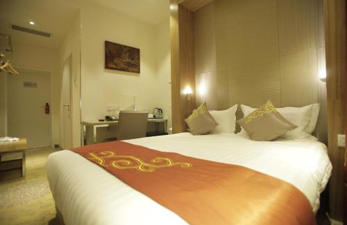 Sukhbaatar Hotel | Elegant Hotel Nine Ulaanbaatar with Breakfast & Hot Tub