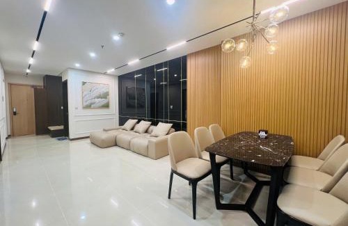 District 10 Apartment | Modern 2BR Apartment at Hà Đô Centrosa, Quận 10