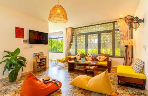 Thanh Ha Villa | Beautiful HA Gateway Inn Hoian Pool Villa with Ocean Views