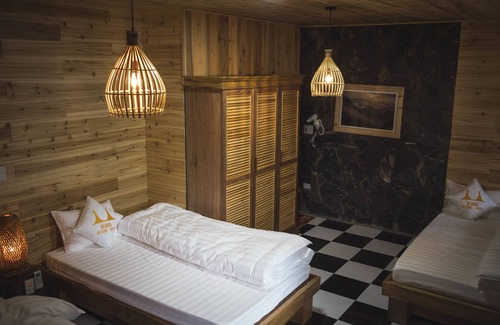 Ha Giang Hotel | Discover Ha Giang Historic House with Family-Friendly Amenities
