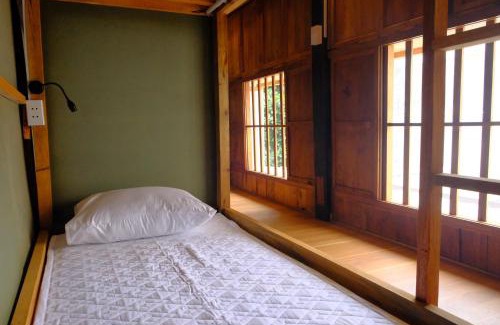 Ha Giang Hotel | Cozy Ha Giang Wooden House with Family-Friendly Amenities