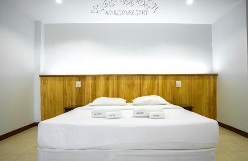 Bang Saphan Noi Resort | Relax at HaadSon Resort with Ocean Views and Private Beach