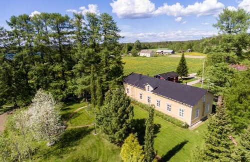 Sotkamo Bed & Breakfast | Pet-Friendly Haapala Brewery: Top-Rated Stay with Breakfast