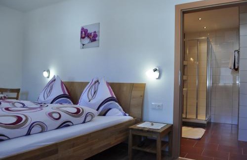 Vordergoriach House | Pet-Friendly Haashof: Rated 10/10 with Breakfast & Kitchen