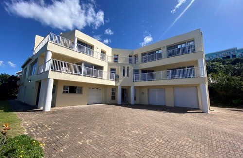 Port Alfred House | Beachfront Bliss at Habels Haven - Family-Friendly Escape