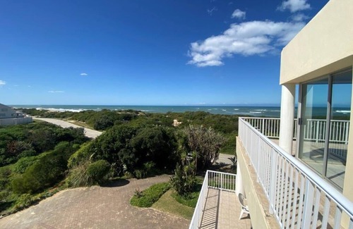 Port Alfred House | Beachfront Bliss at Habels Haven - Family-Friendly Escape