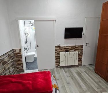 L'Hospitalet de Llobregat House | Cozy Private Room in Hospitalet de Llobregat with Kitchen